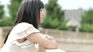 【MGS限定】小鳩麦、解禁。癒やし系なのにエロすぎる「二刀流」の衝撃デビューを見逃すな