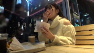 食べたら脱ぐ！大食いトリマー・みい（20歳）の性欲が凄すぎて撮影現場がパニックに！