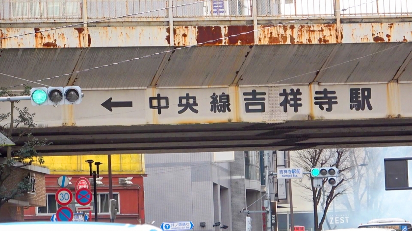 27歳バリキャリが部屋で豹変。広告代理店勤務・ひなのの肉厚美尻を独占初撮り！