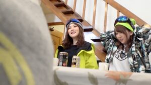 【悶絶】銀座No.1クラブ嬢かのか、スノボ旅行で中出しイキ潮の嵐！www