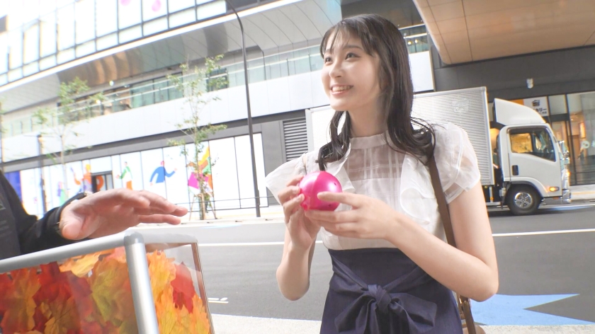 【22歳・初出演】清楚系看護学生ふみのが濃厚フェラでトビまくり！「彼氏以外とはしない」の嘘が剥がれる瞬間…デカ尻F乳ボディにナースコール不可避！