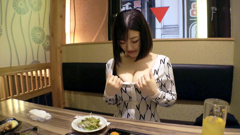 挟んだら最後、抜け出せないKカップの底なし沼。献身的な爆乳彼女と過ごす濃厚6戦！