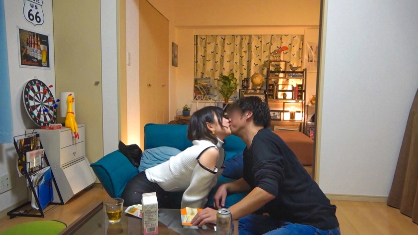 22歳酒豪女子・れなを飲み屋で一本釣り！ヤリ部屋に連れ込んだら豹変、奥まで自ら迎えにいくドスケベ騎乗位がヤバすぎる