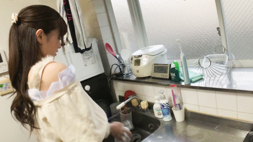 【個人撮影】とにかく可愛い21歳メイドが中出し3連発で精子まみれ！スレンダー美女のドMすぎるお掃除フェラと絶頂SEX。